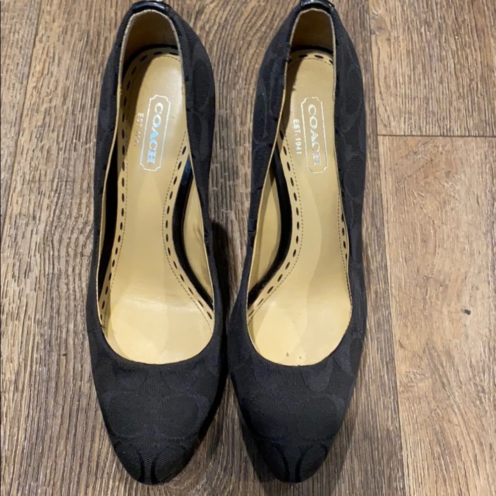 Coach Monogram Canvas Black Pumps Size 7
